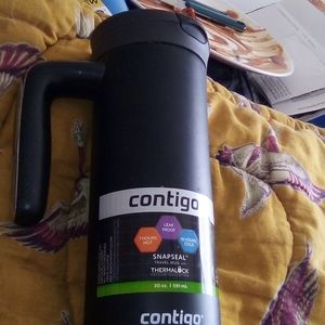 Çontigo bottle hot or cold.  Spill proof.
